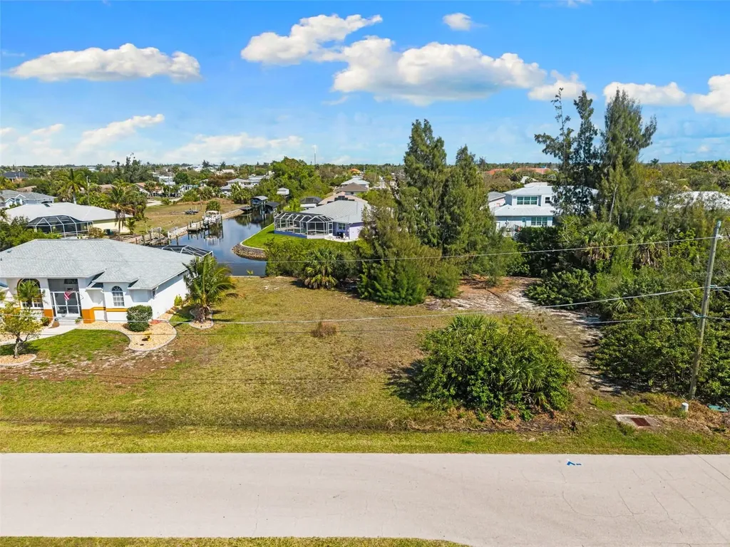 2524 Larkspur Drive Punta Gorda FL 33950
