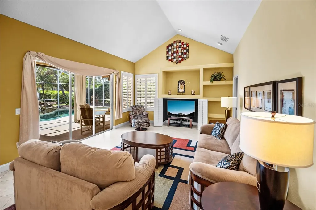 106 Burrell Circle Kissimmee FL 34744