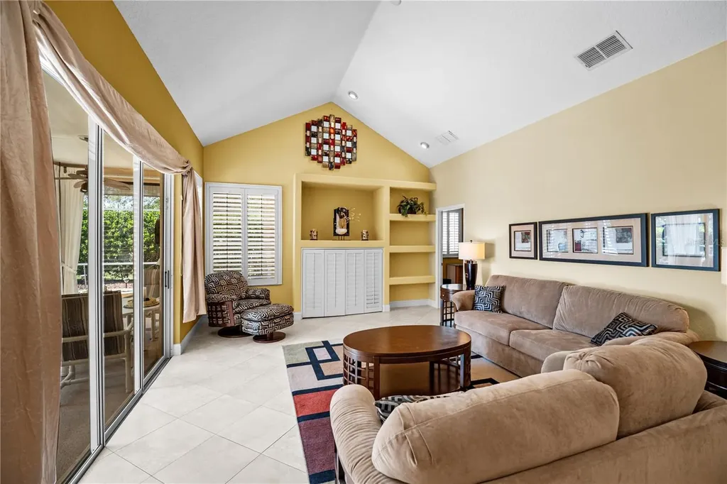 106 Burrell Circle Kissimmee FL 34744