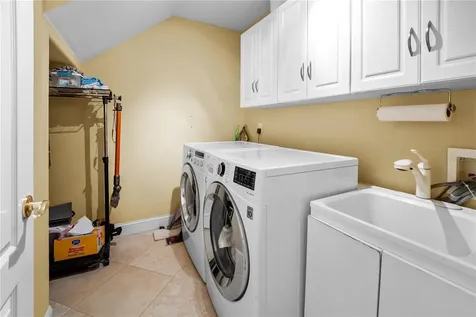 106 Burrell Circle Kissimmee FL 34744