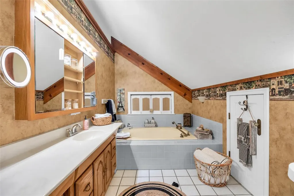 1217 Edgewood Ranch Road Orlando FL 32835