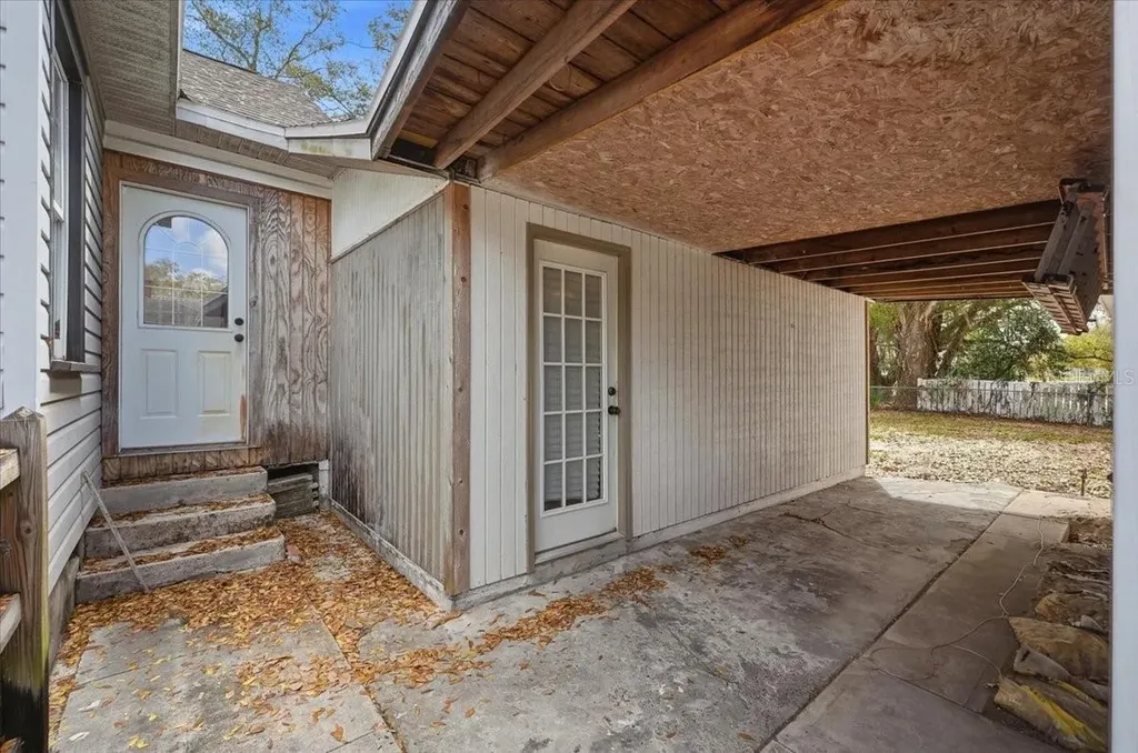 624 Avenue A NE Winter Haven FL 33881