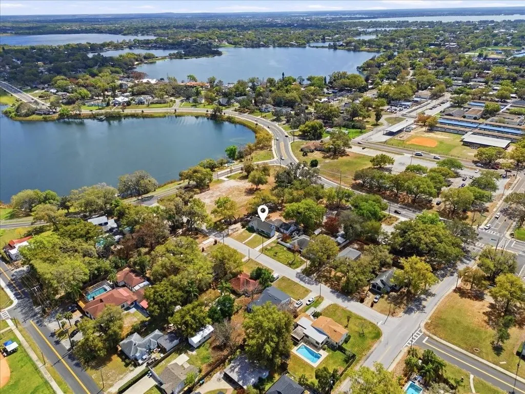 624 Avenue A NE Winter Haven FL 33881