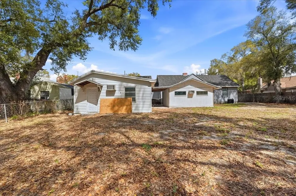 624 Avenue A NE Winter Haven FL 33881