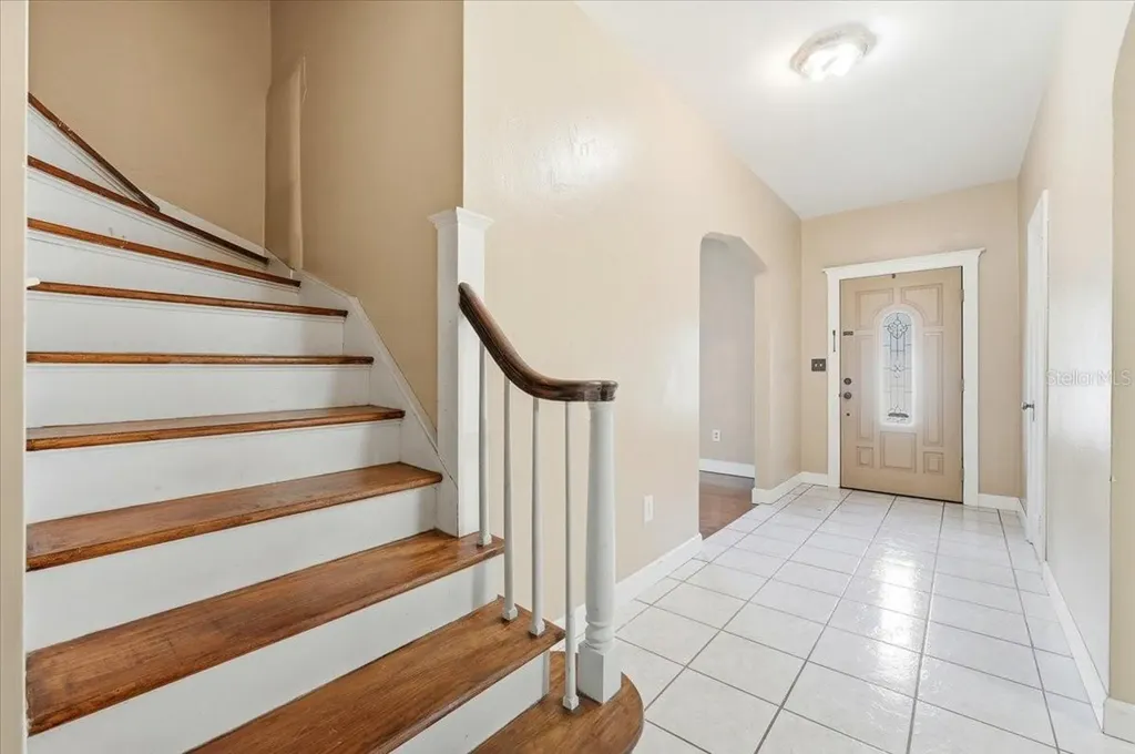 624 Avenue A NE Winter Haven FL 33881