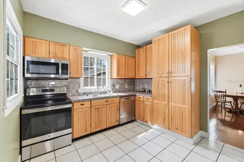 624 Avenue A NE Winter Haven FL 33881
