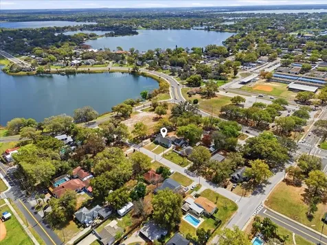 624 Avenue A NE Winter Haven FL 33881