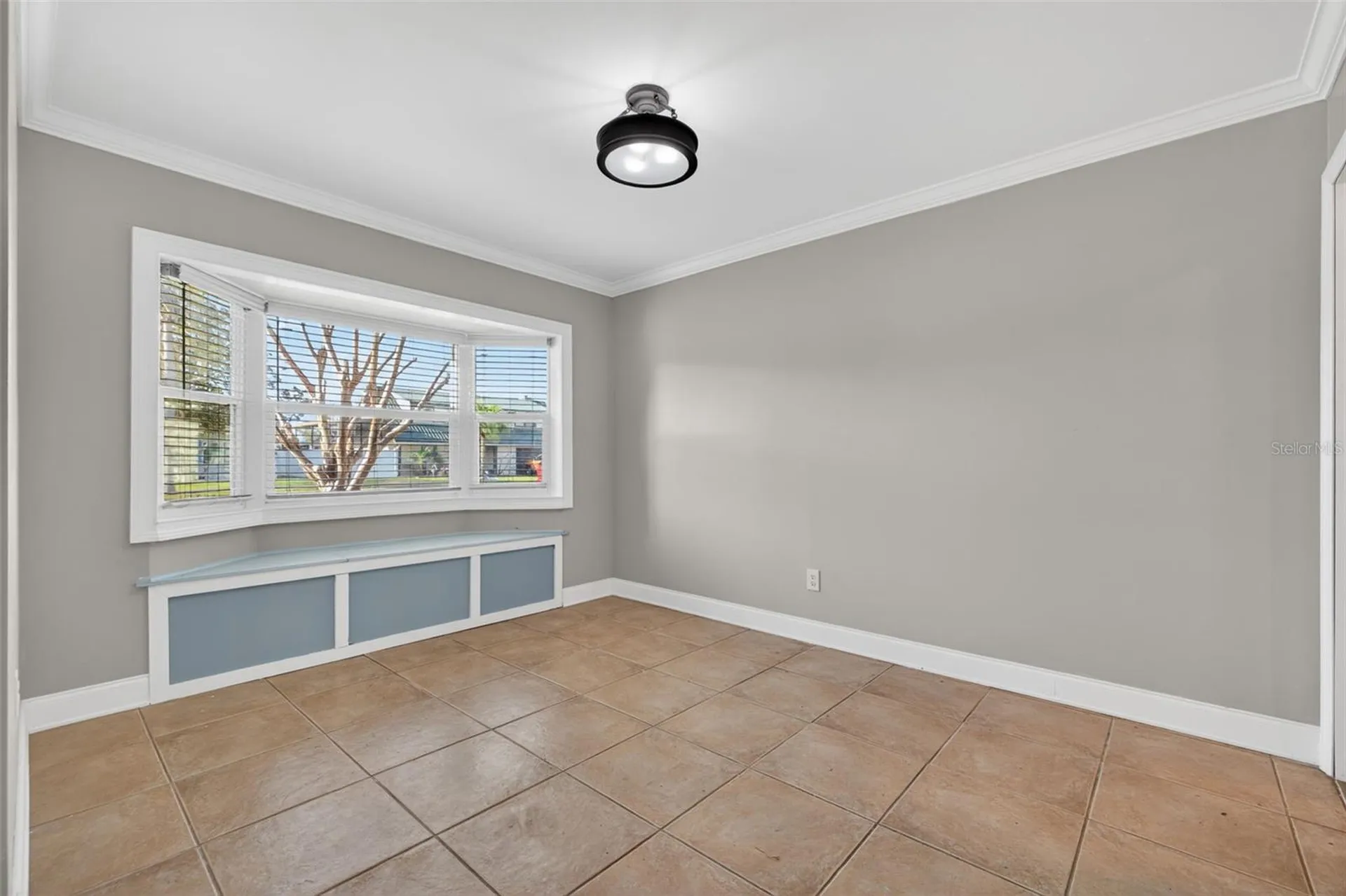 8711 Bay Crest Lane Tampa FL 33615