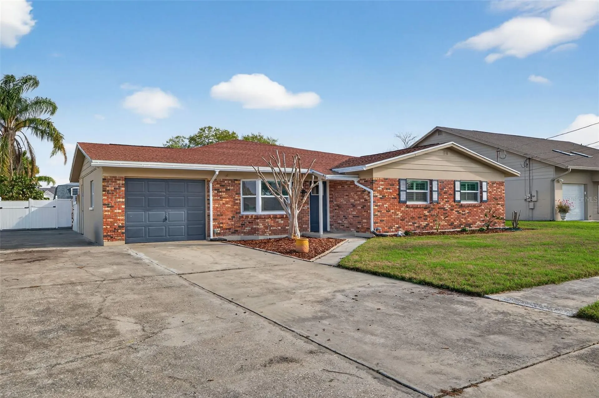 8711 Bay Crest Lane Tampa FL 33615