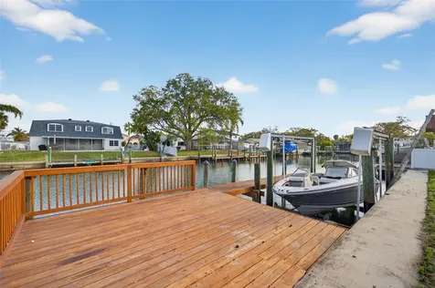 8711 Bay Crest Lane Tampa FL 33615