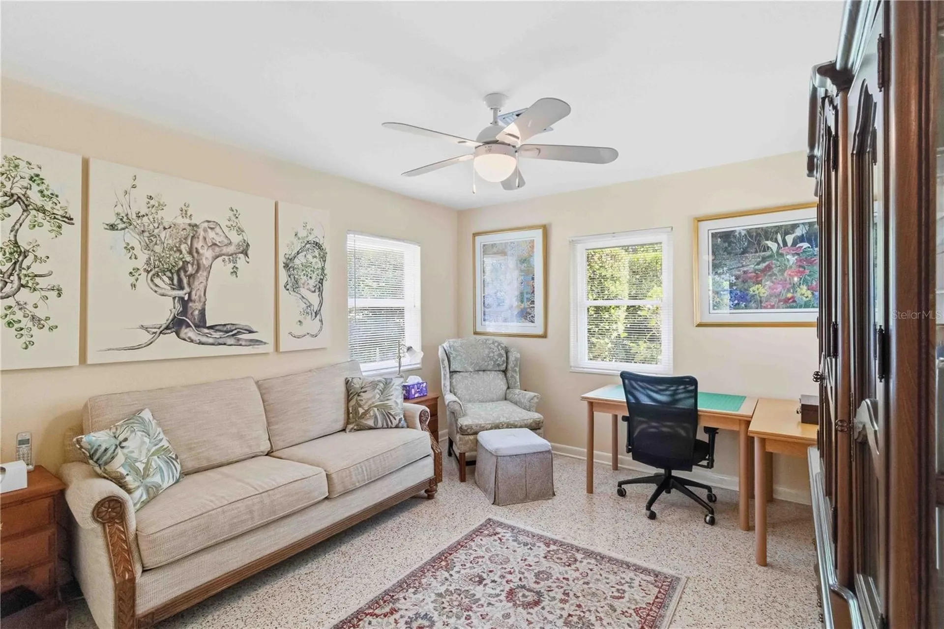 2068 Sunnyside Lane Sarasota FL 34239