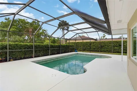 2068 Sunnyside Lane Sarasota FL 34239