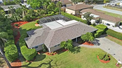 2068 Sunnyside Lane Sarasota FL 34239