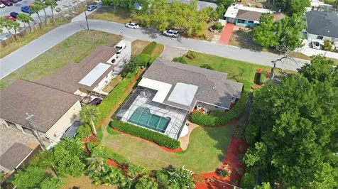 2068 Sunnyside Lane Sarasota FL 34239