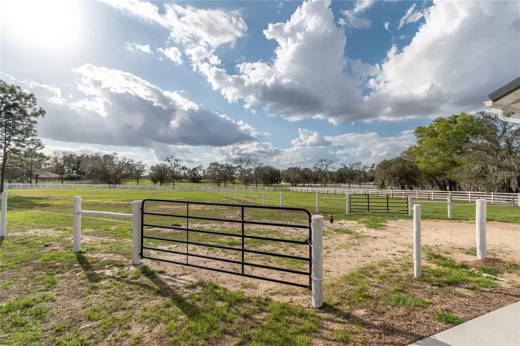 10516 SW 27th Avenue Ocala FL 34476