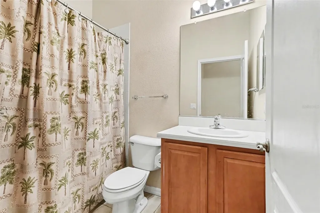 918 Regal Manor Way Sun City Center FL 33573