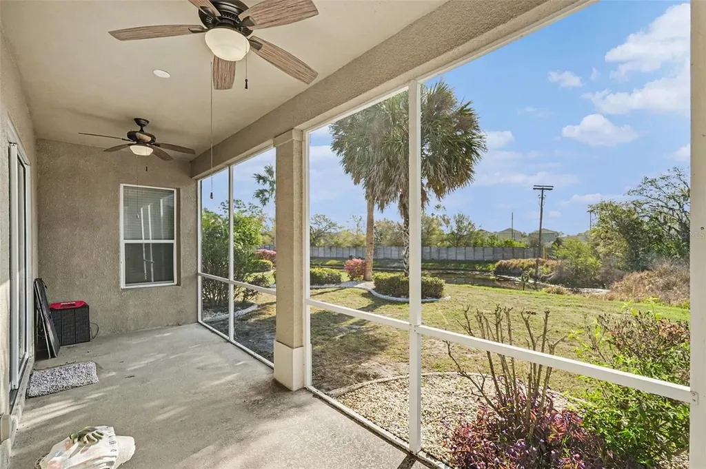 918 Regal Manor Way Sun City Center FL 33573