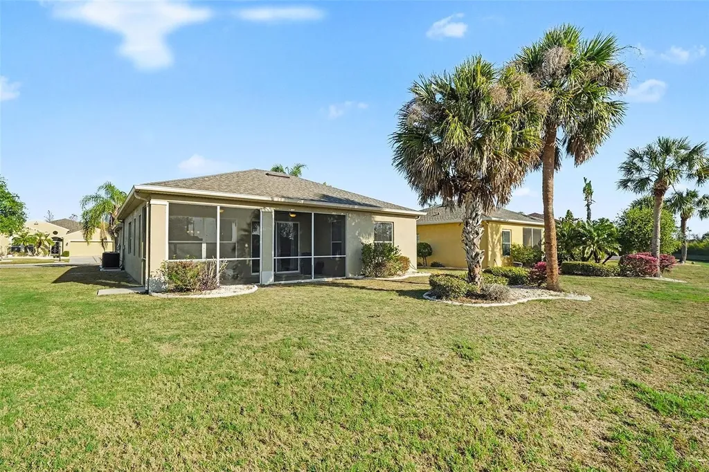 918 Regal Manor Way Sun City Center FL 33573