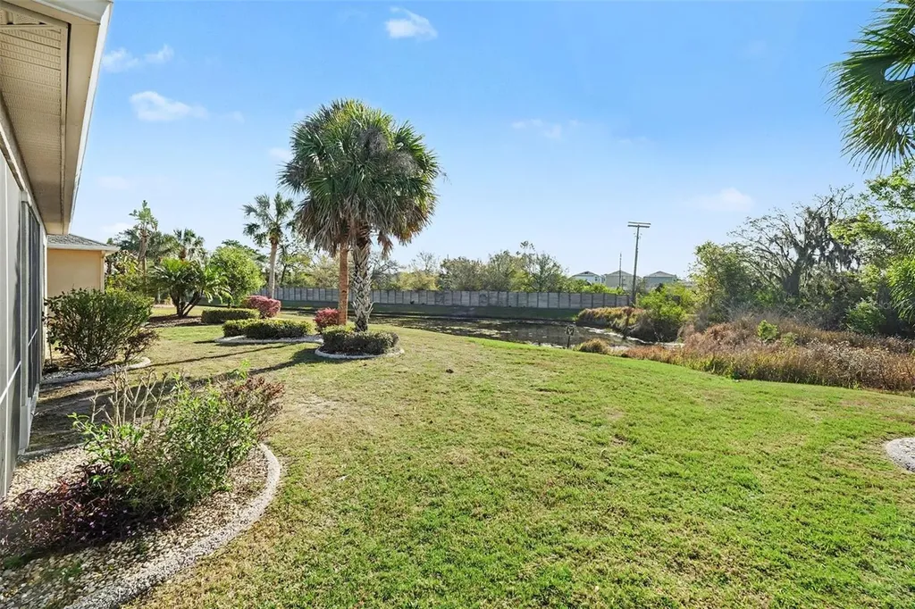 918 Regal Manor Way Sun City Center FL 33573