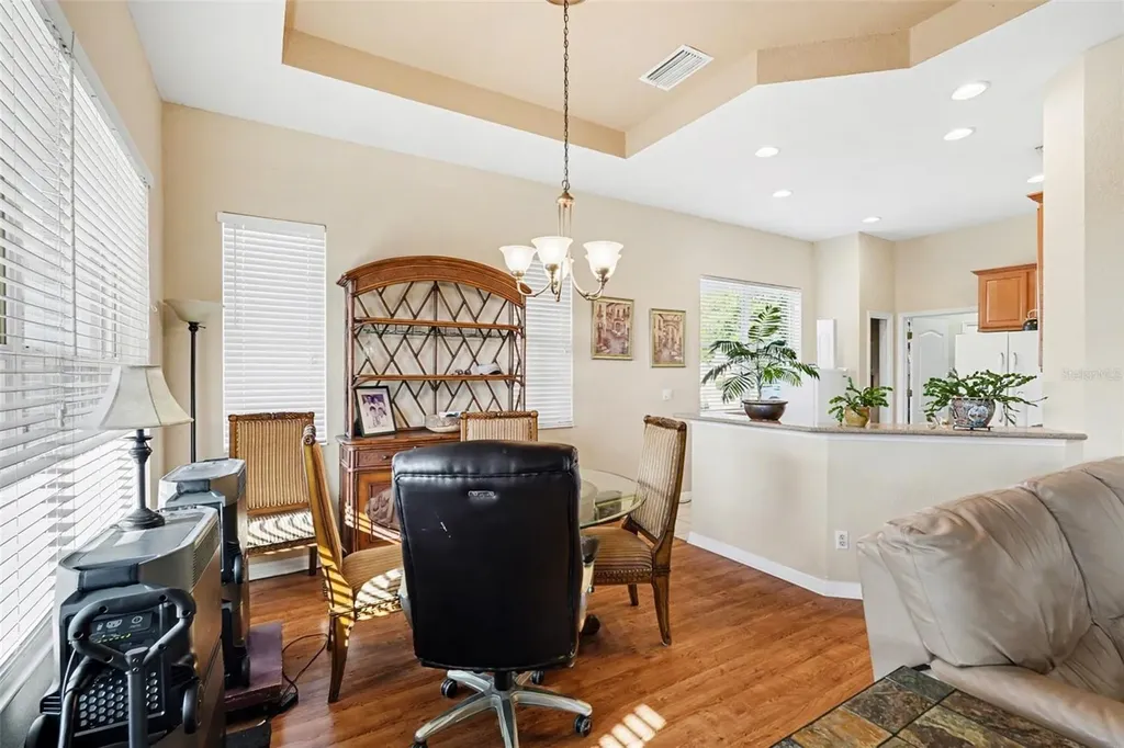 918 Regal Manor Way Sun City Center FL 33573