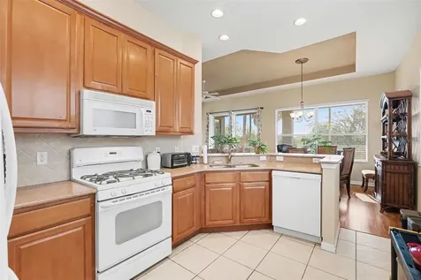 918 Regal Manor Way Sun City Center FL 33573