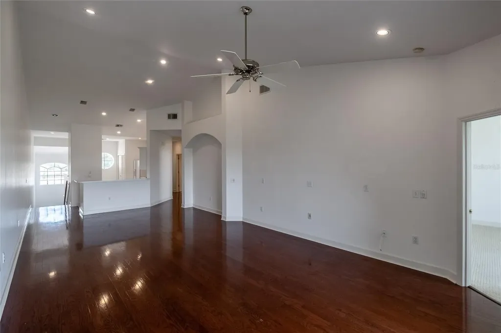 447 Enclave Place Lakeland FL 33803