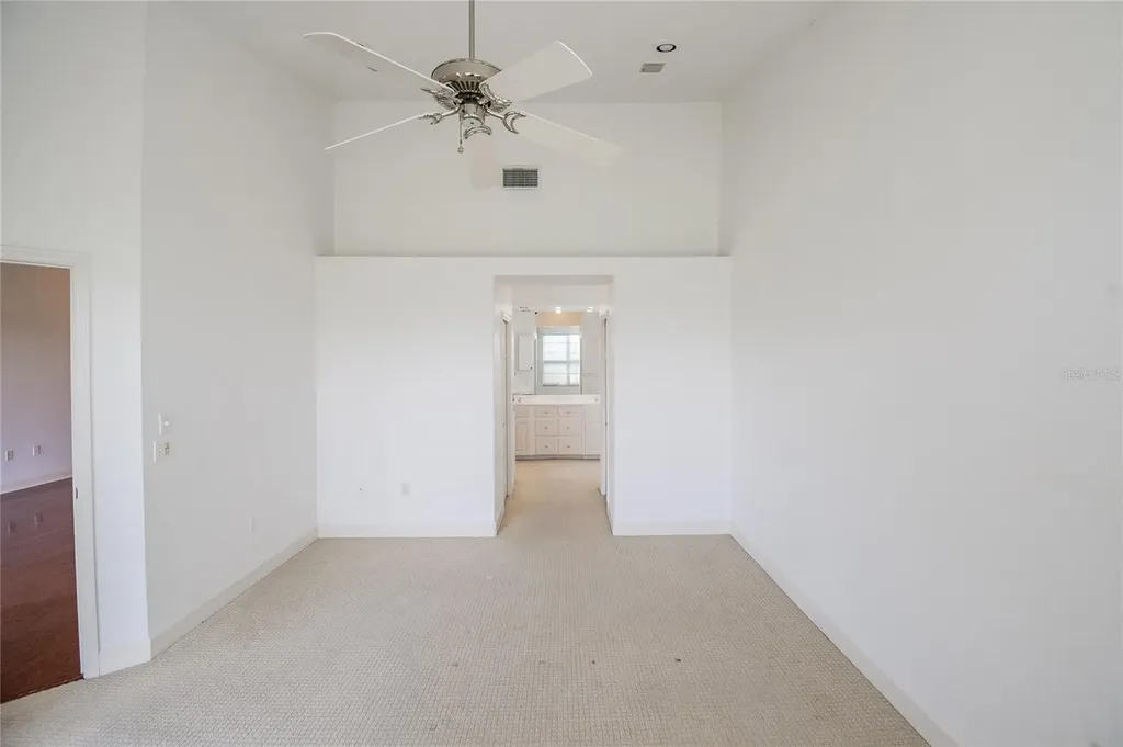 447 Enclave Place Lakeland FL 33803