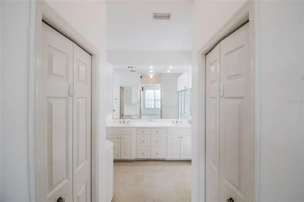447 Enclave Place Lakeland FL 33803