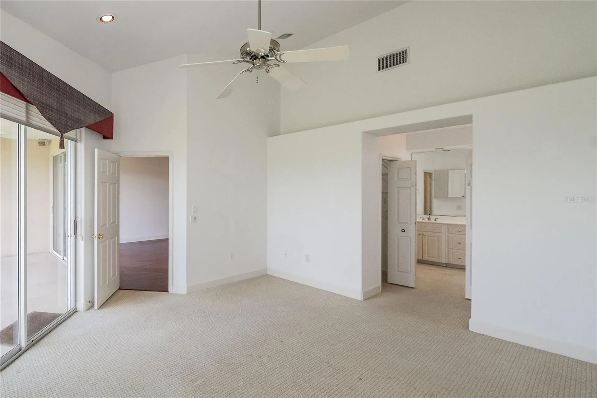 447 Enclave Place Lakeland FL 33803