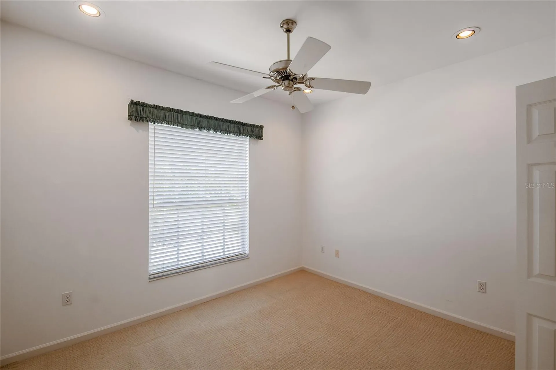 447 Enclave Place Lakeland FL 33803