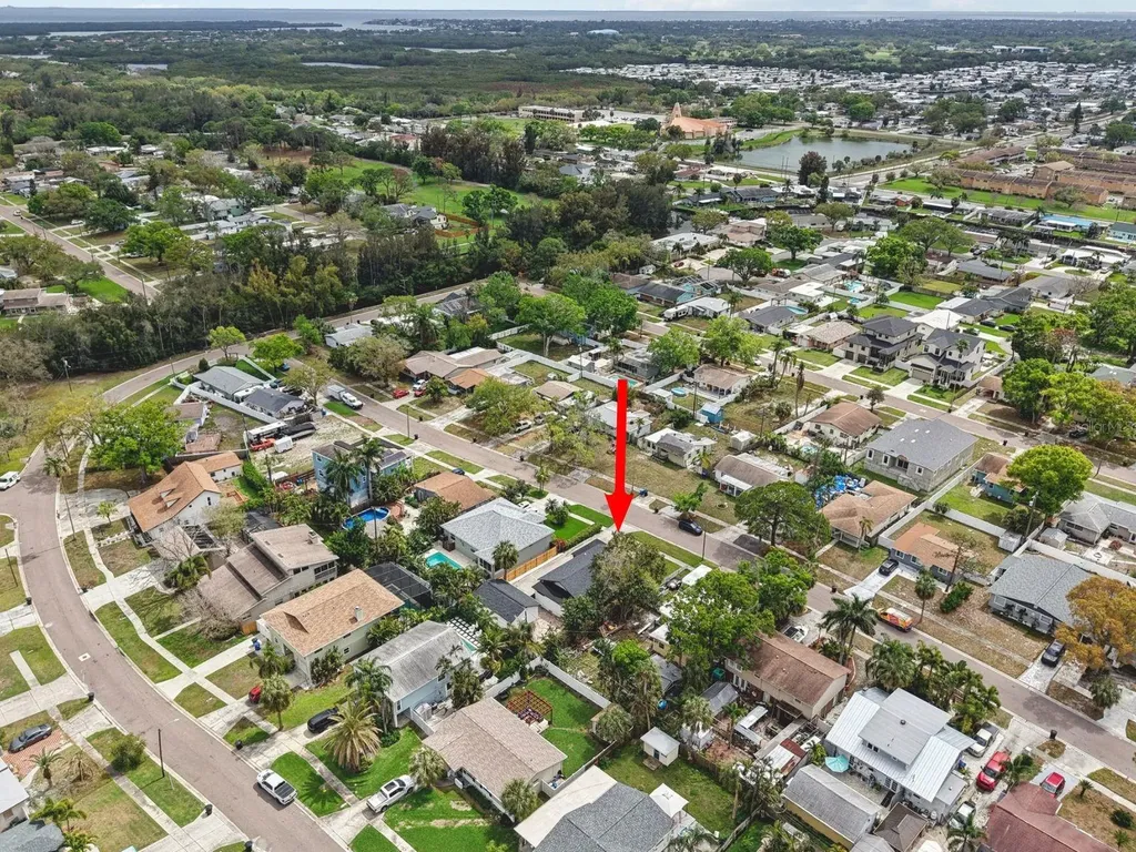 159 81st Avenue N St Petersburg FL 33702