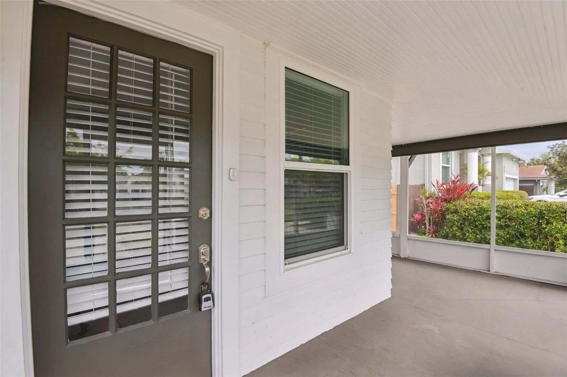 159 81st Avenue N St Petersburg FL 33702