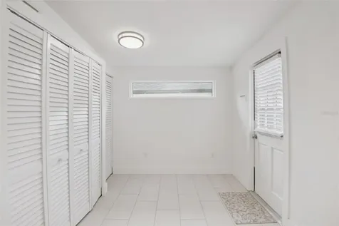 159 81st Avenue N St Petersburg FL 33702
