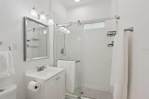 159 81st Avenue N St Petersburg FL 33702
