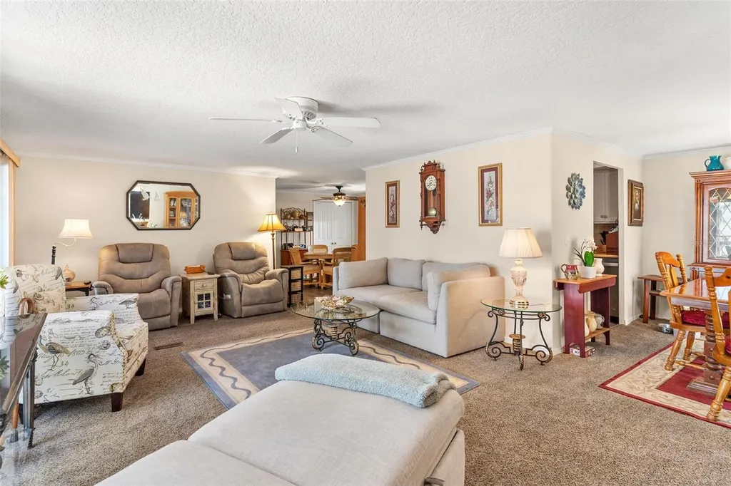 28315 Private Road Okahumpka FL 34762