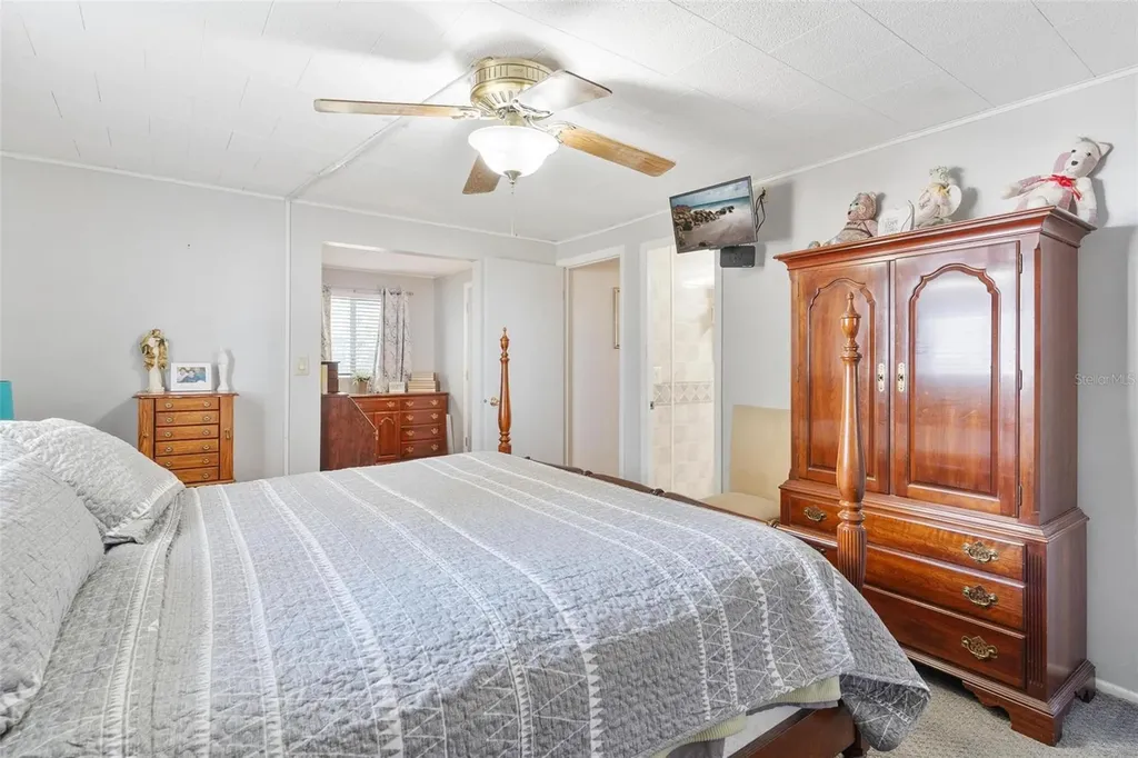 28315 Private Road Okahumpka FL 34762