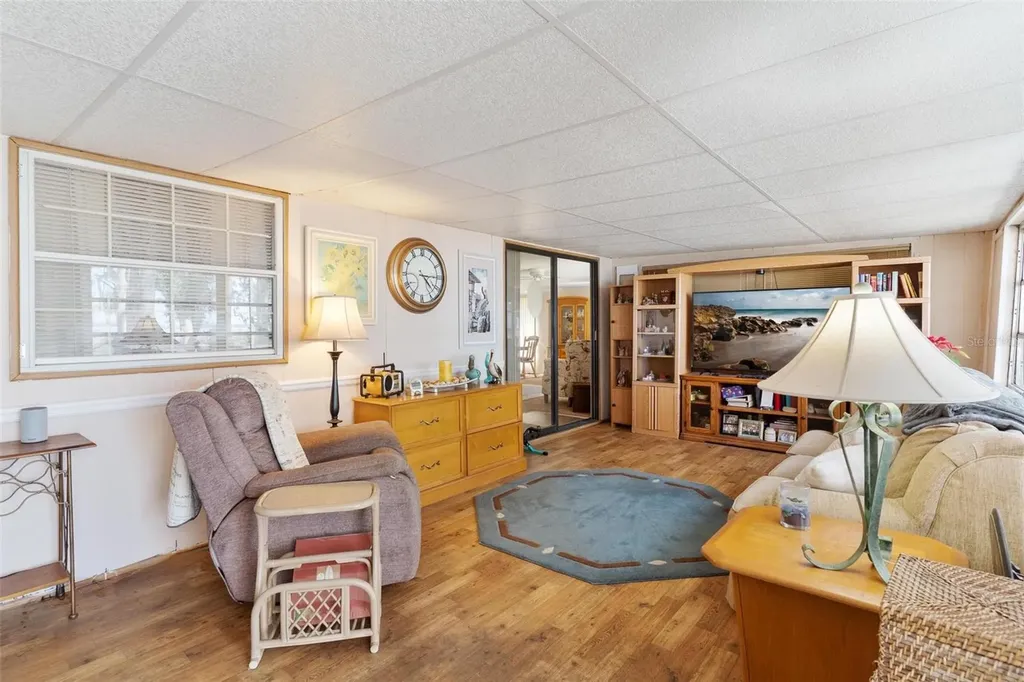 28315 Private Road Okahumpka FL 34762