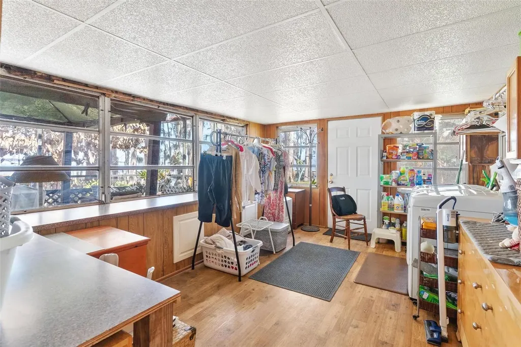28315 Private Road Okahumpka FL 34762