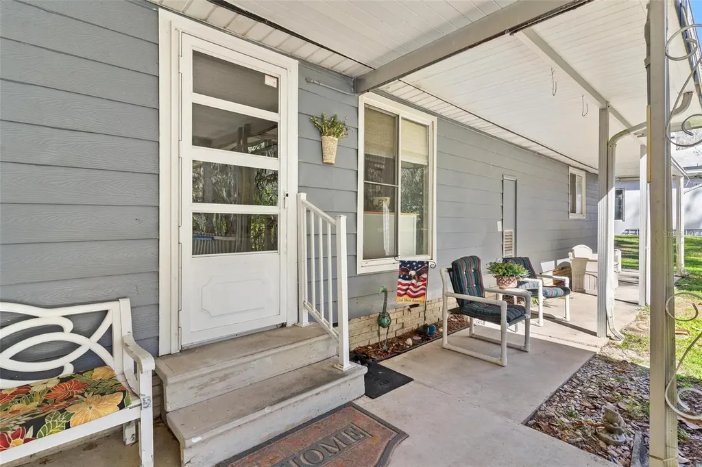 28315 Private Road Okahumpka FL 34762