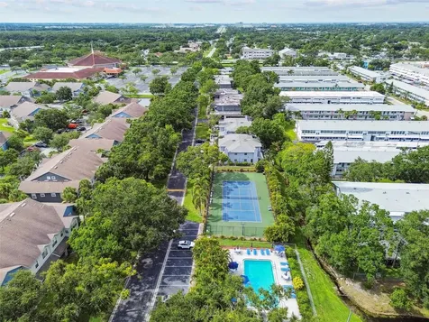 5756 Calais Boulevard N St Petersburg FL 33714
