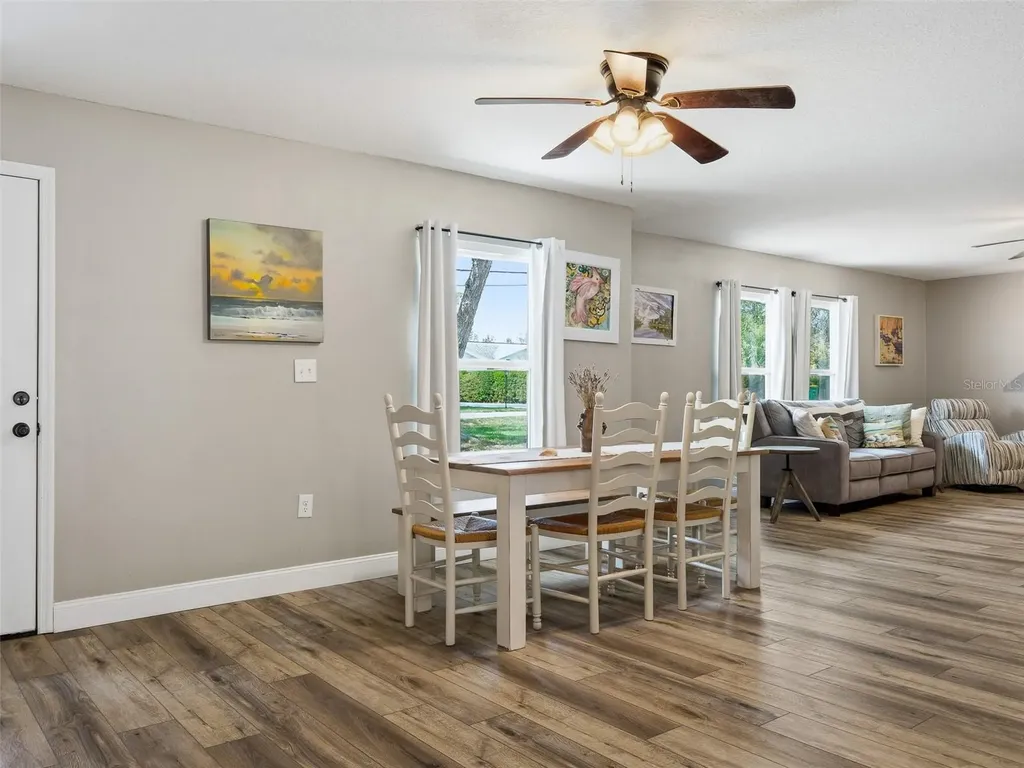 975 N Boston Avenue Deland FL 32724
