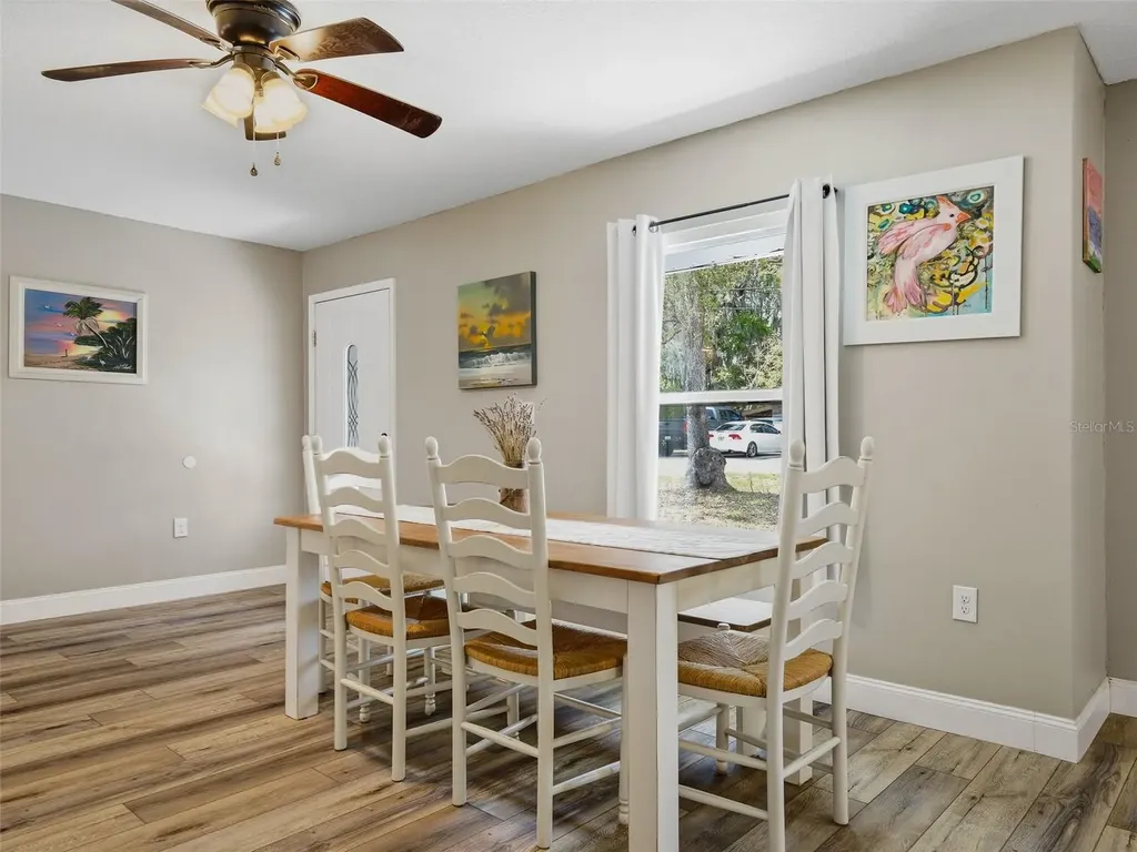 975 N Boston Avenue Deland FL 32724