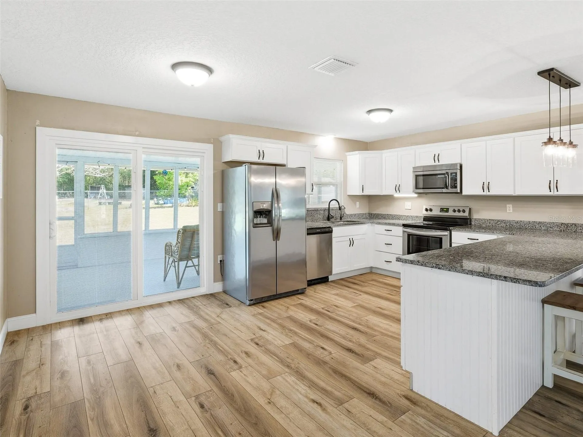 975 N Boston Avenue Deland FL 32724