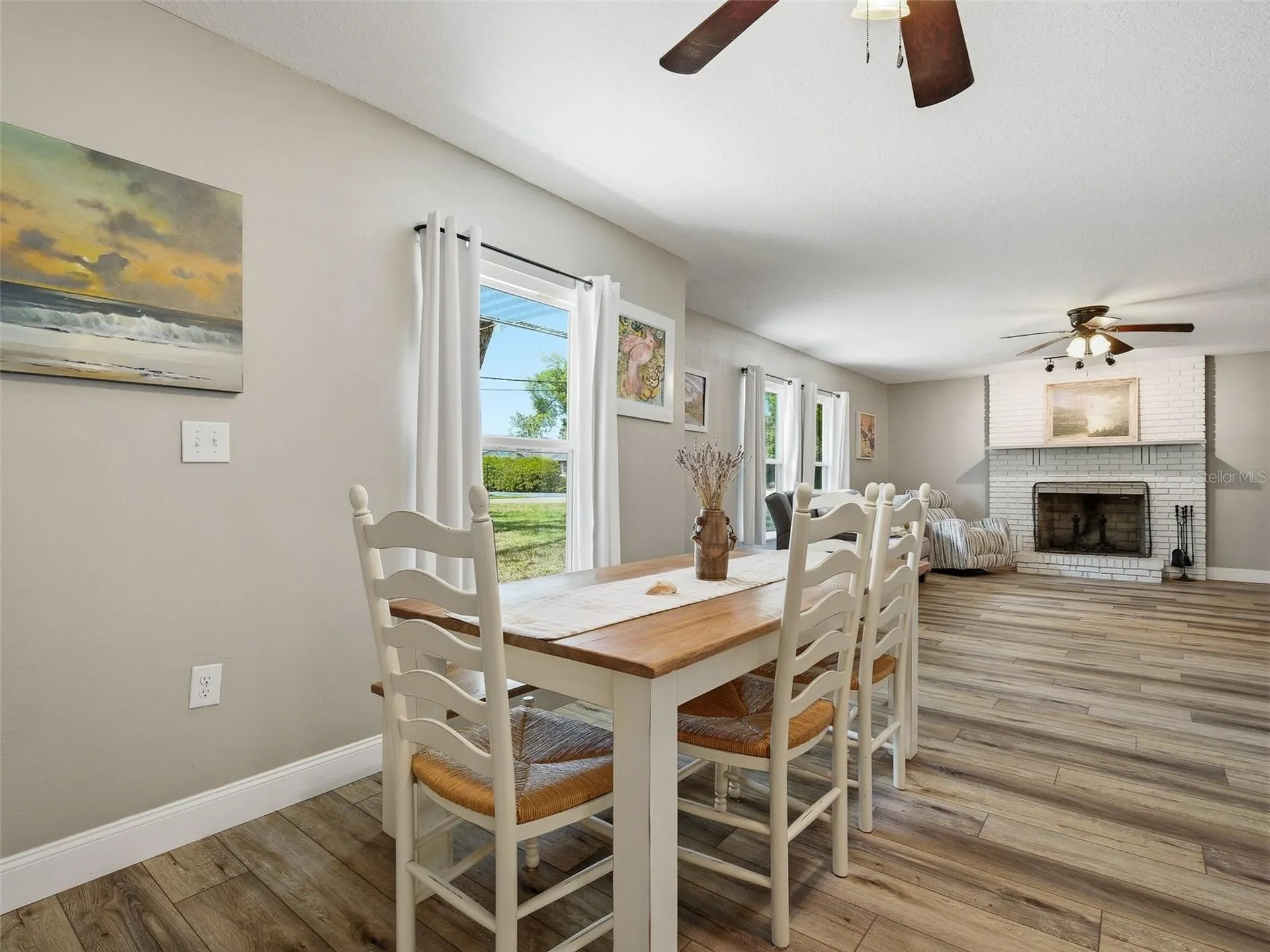 975 N Boston Avenue Deland FL 32724