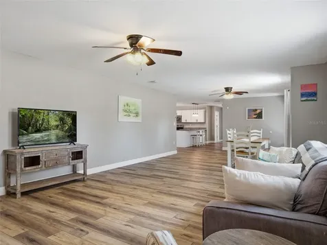 975 N Boston Avenue Deland FL 32724