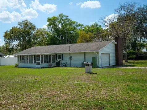 975 N Boston Avenue Deland FL 32724