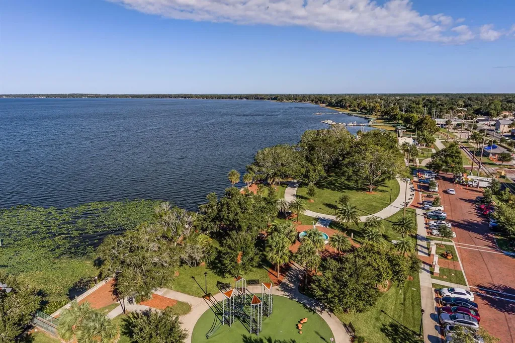 1295 Blue Daze Lane Eustis FL 32726