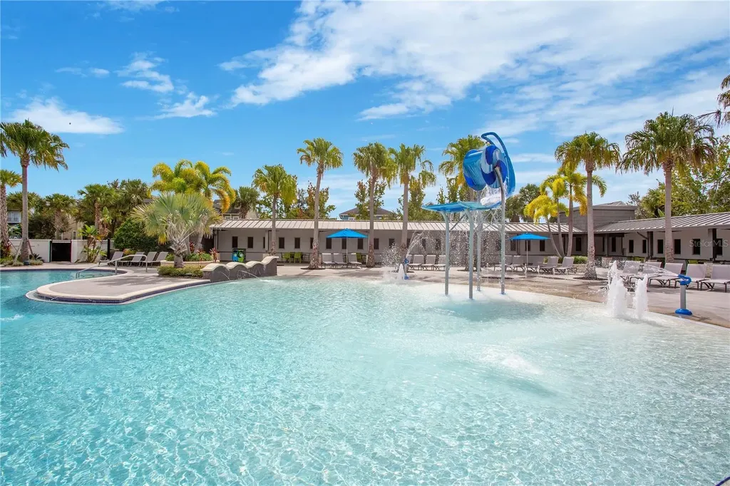 13795 Eliot Avenue Orlando FL 32827