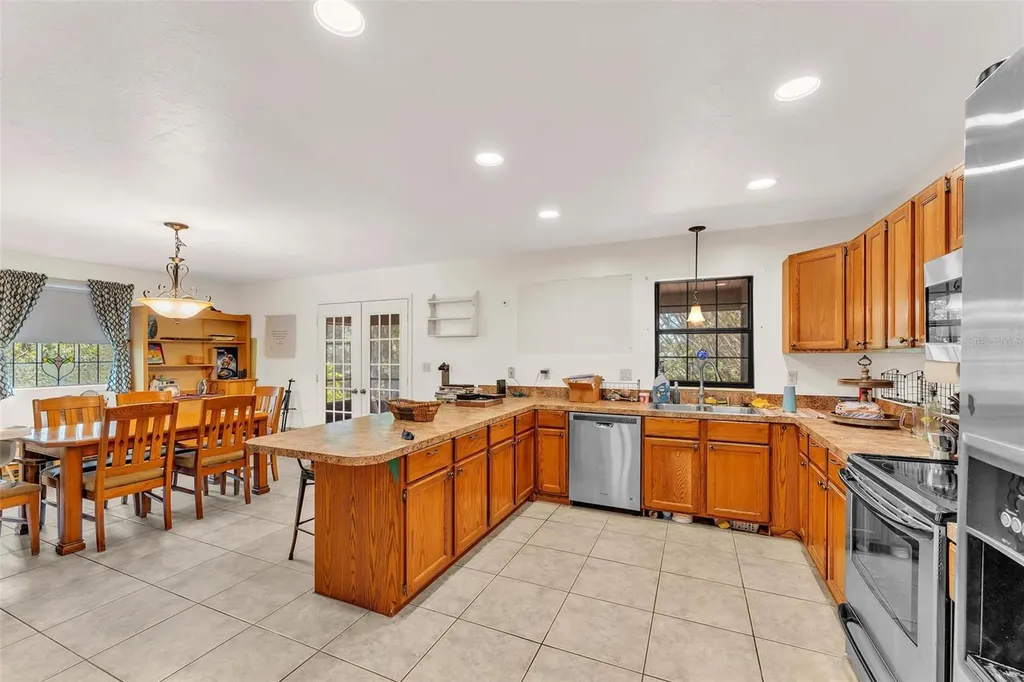5324 Lafayette Avenue Sebring FL 33875