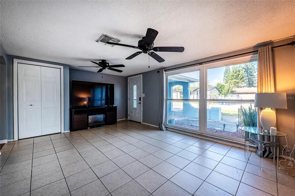 9720 Gray Fox Lane Port Richey FL 34668
